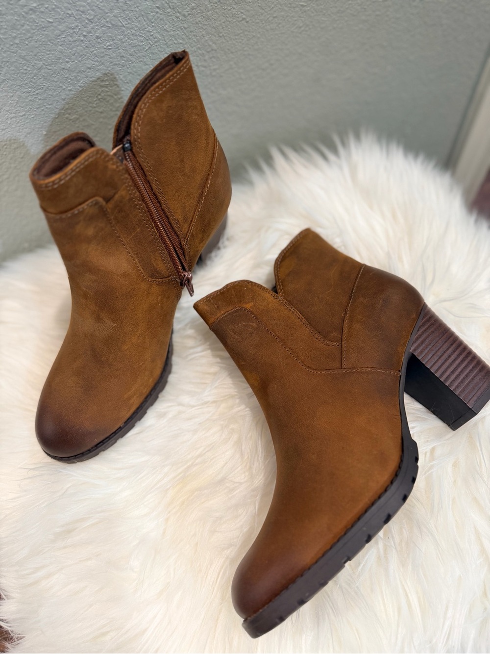 Clarks Chestnut Brown Leather Ankle Booties with Stacked Heel